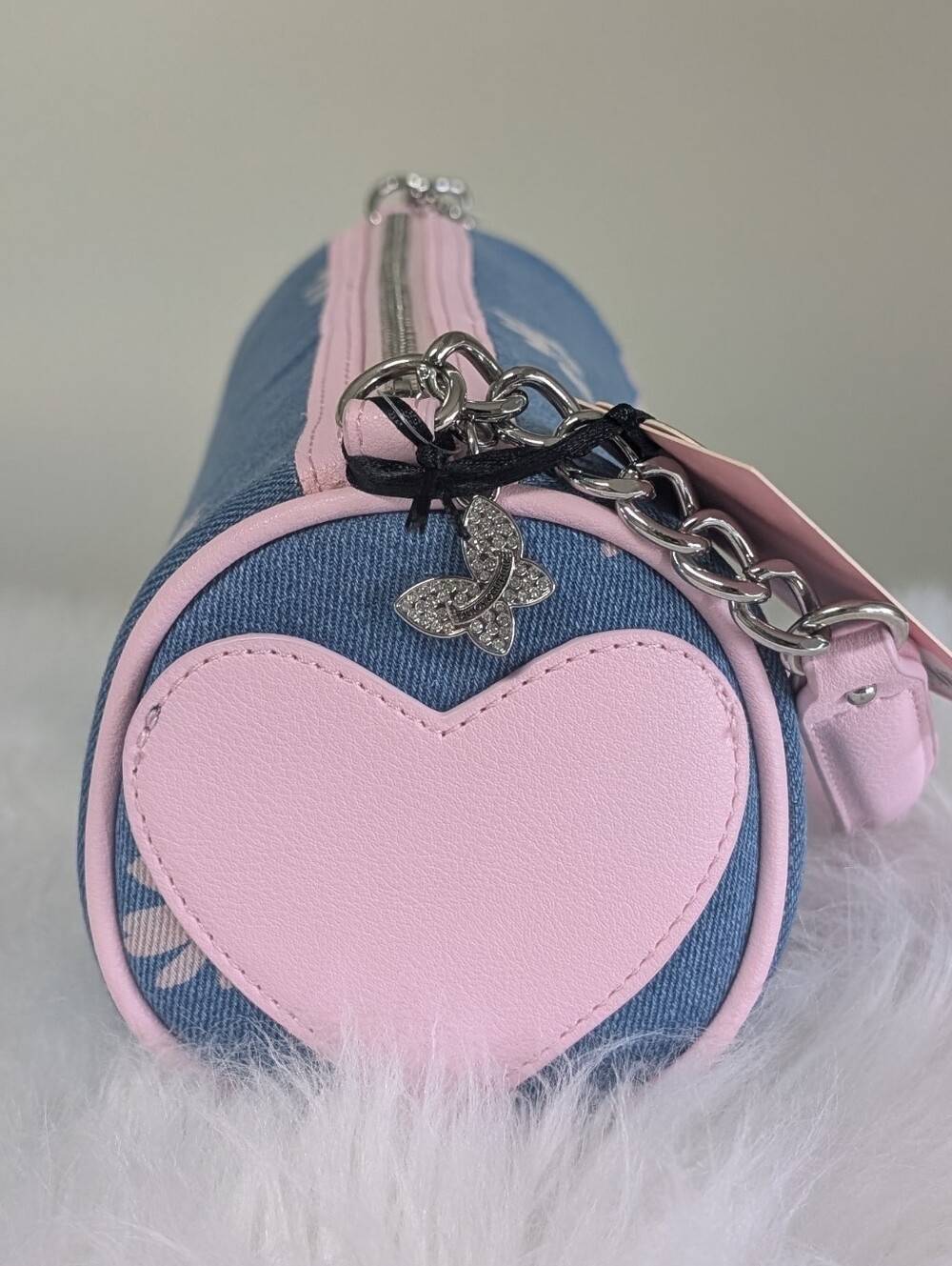 Juicy Couture Denim Pink Daisy Barrell Bag with JC Charm & Butterfly Detail 🦋 - Picture 7 of 16